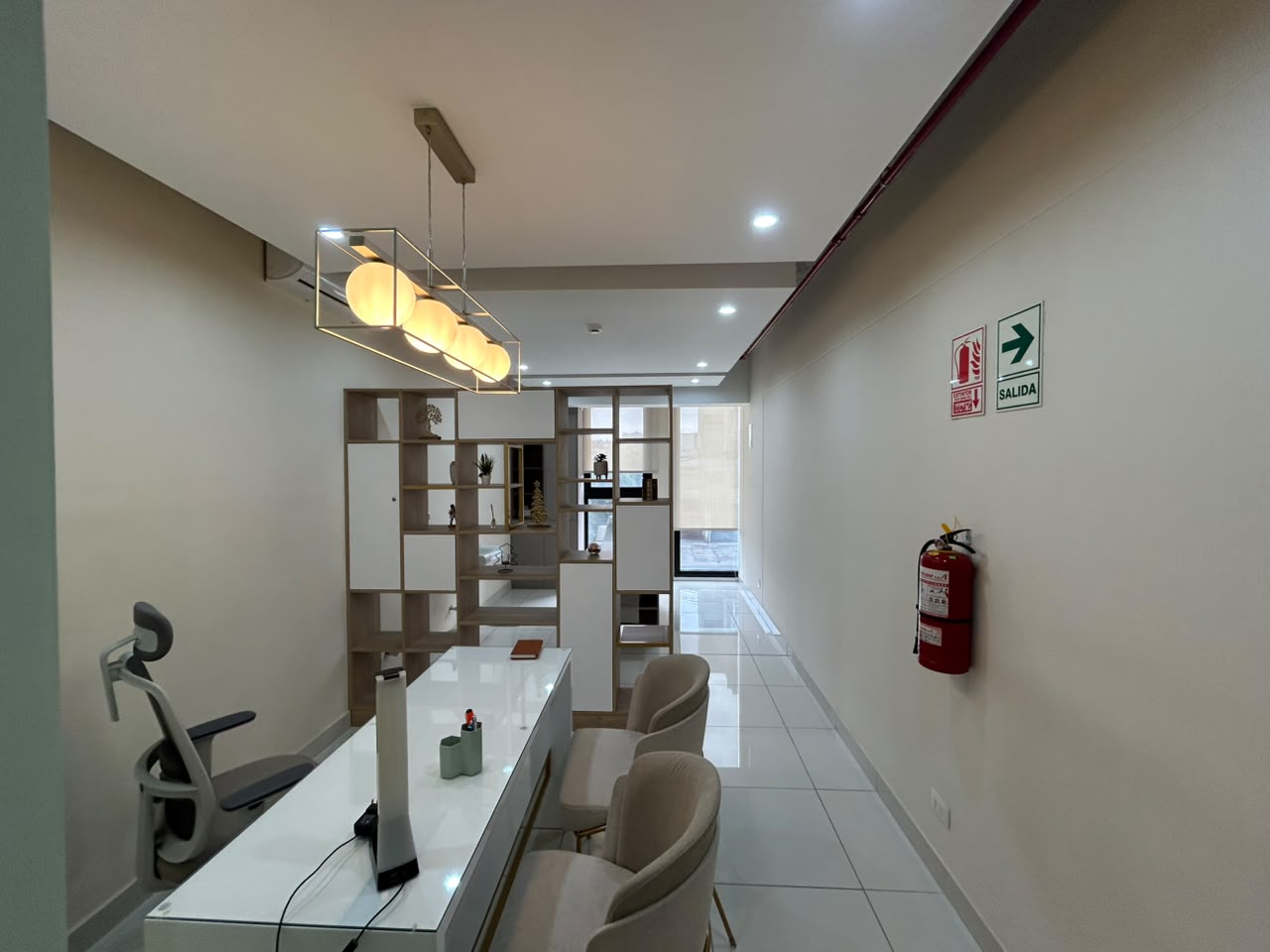 Centro de atención Miraflores 1